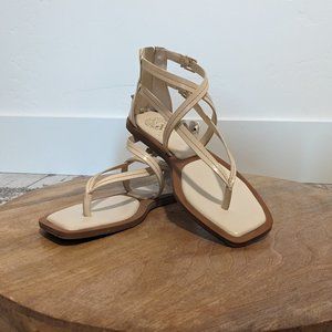 Vince Camuto BRENNDIE Sandals; SZ 9 Women; cream colored
